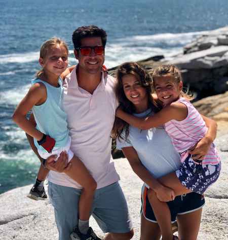 Jesse Watters with his daughters
